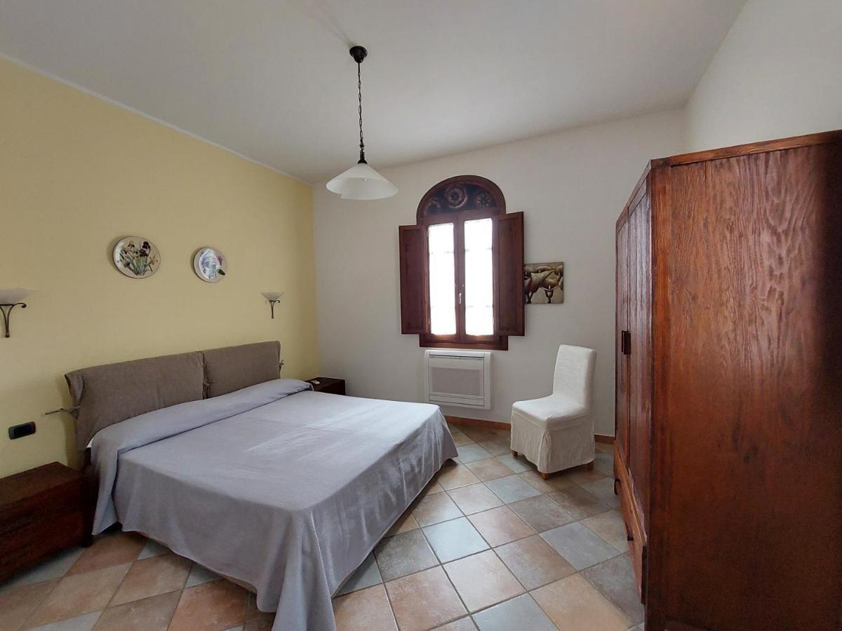 Hotel La Corte Rosada Villasimius Kültér fotó