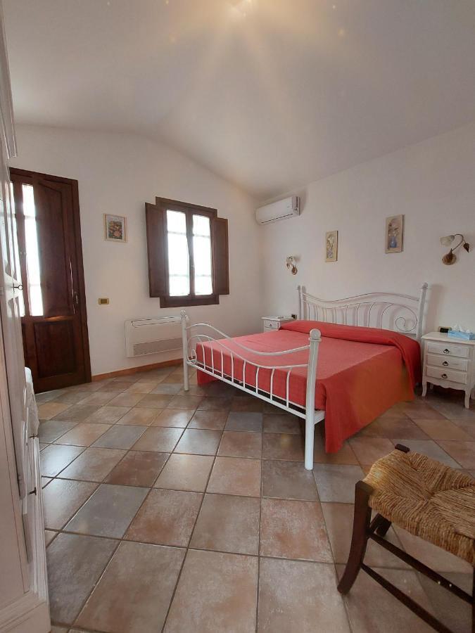 Hotel La Corte Rosada Villasimius Kültér fotó