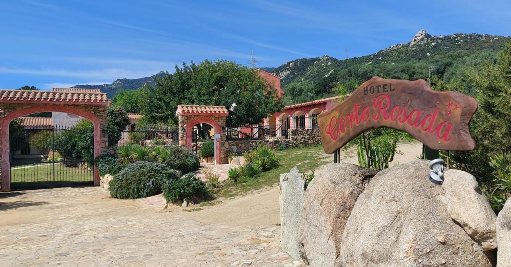 Hotel La Corte Rosada Villasimius Kültér fotó