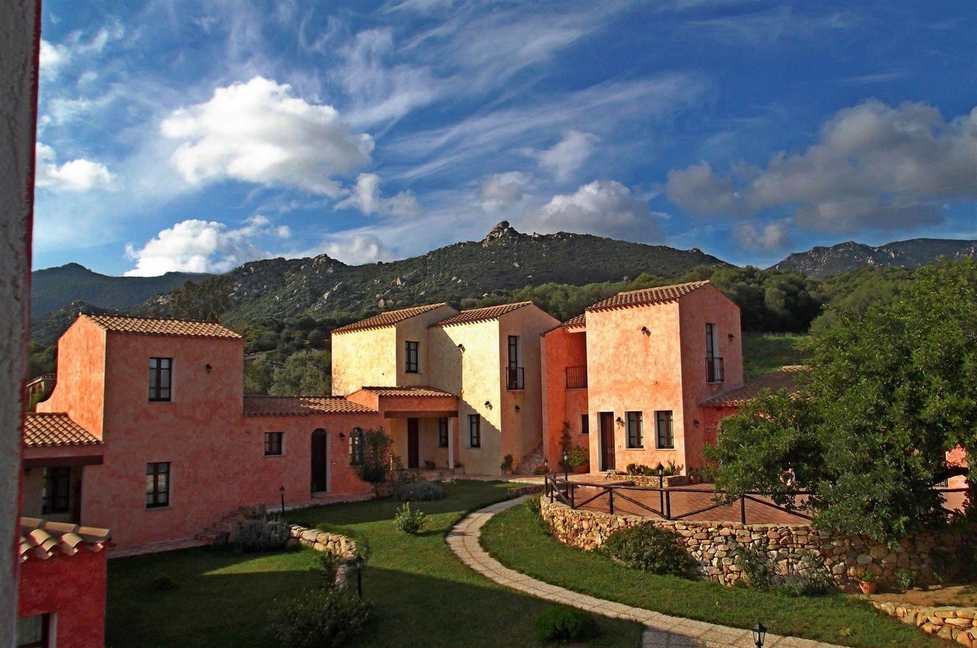 Hotel La Corte Rosada Villasimius Kültér fotó