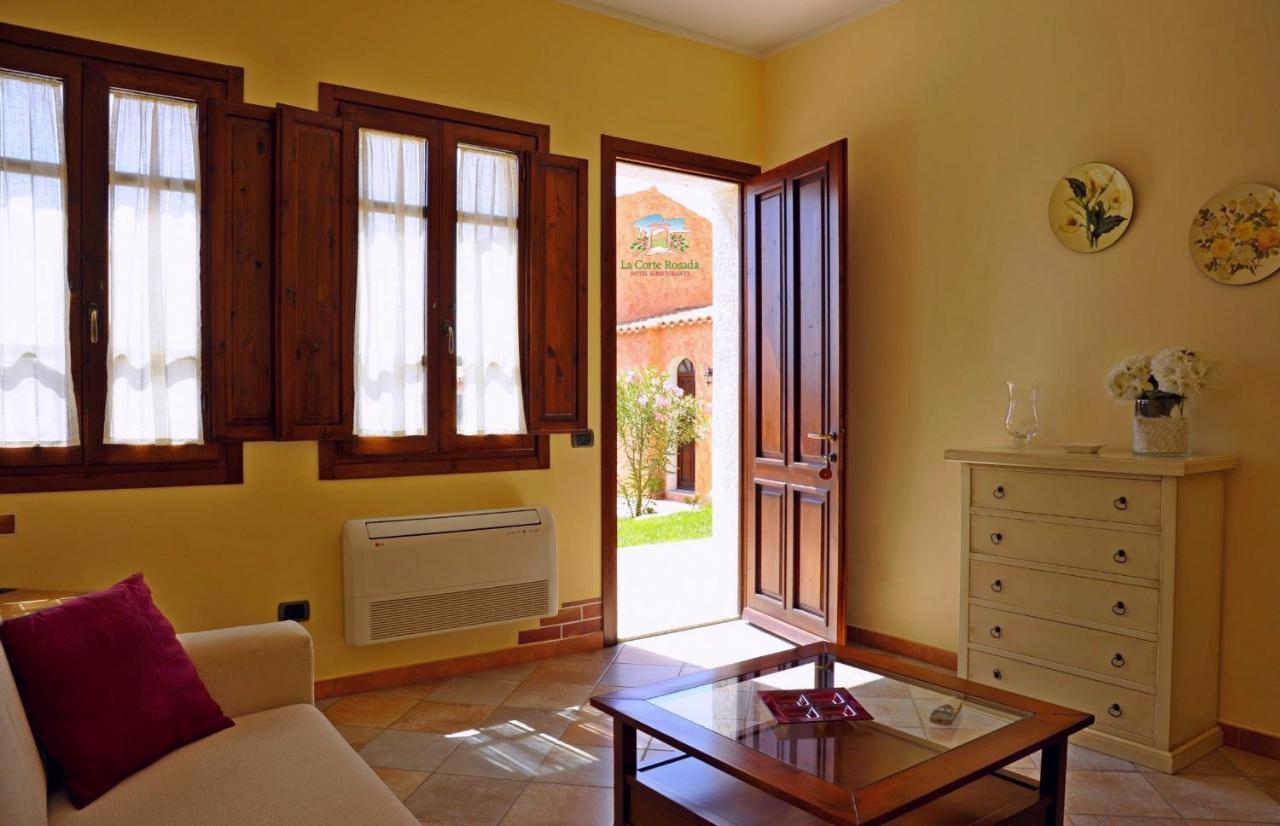 Hotel La Corte Rosada Villasimius Kültér fotó